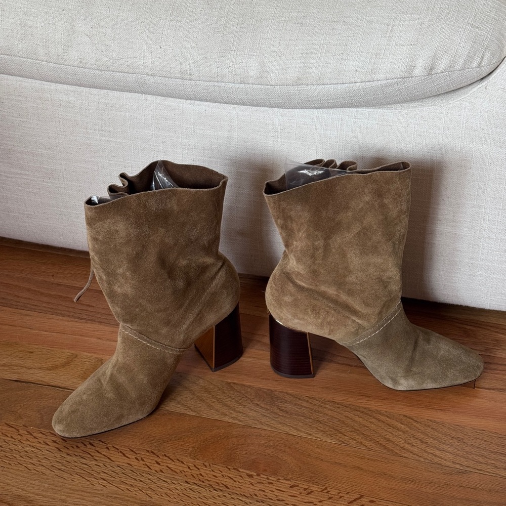 Tory Burch gigi tan suede bootie size 8 1/2 - Picture 2 of 6